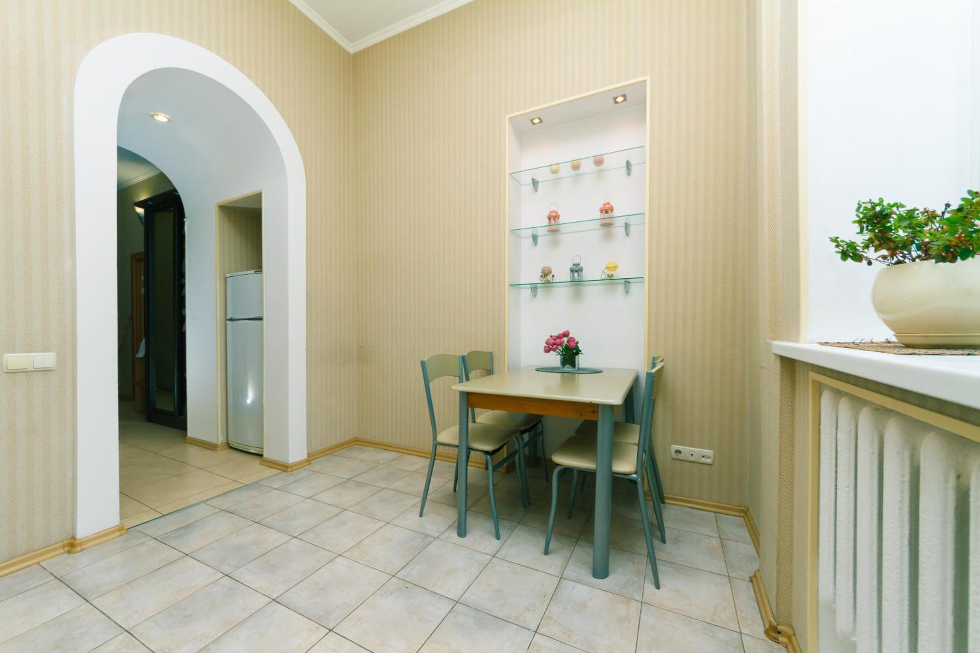 Apartment Baseina Khreschatyk เคียฟ ภายนอก รูปภาพ